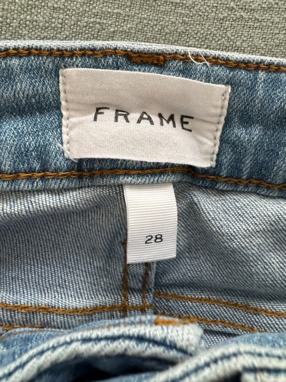 FRAME DENIM LE CROP MINI BOOT WAVEY DENIM DESIGNER JEANS SZ 28 - Picture 11 of 16